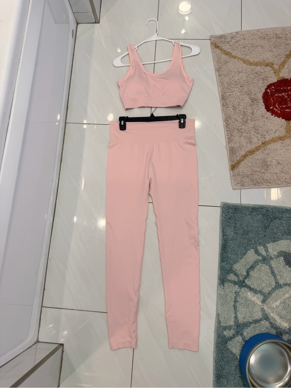 Primark Light Pink High-Waist Leggings and Matching Sports Bra Set (M/L)